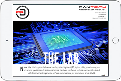 sito web con design responsive nell'esposizione dimensione tablet posizione landscape